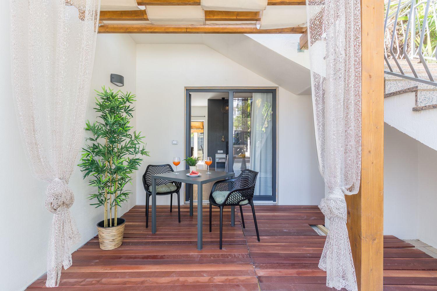 Apartment Reizendes Nur 250 Meter Zum Mit Privater Terrasse, Grill, Wifi Poreč