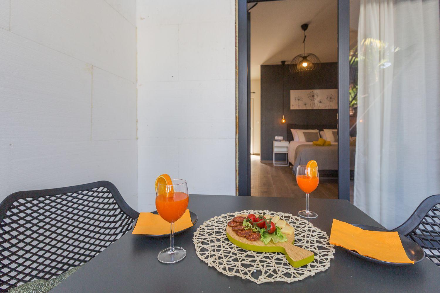 Reizendes Nur 250 Meter Zum Mit Privater Terrasse, Grill, Wifi *