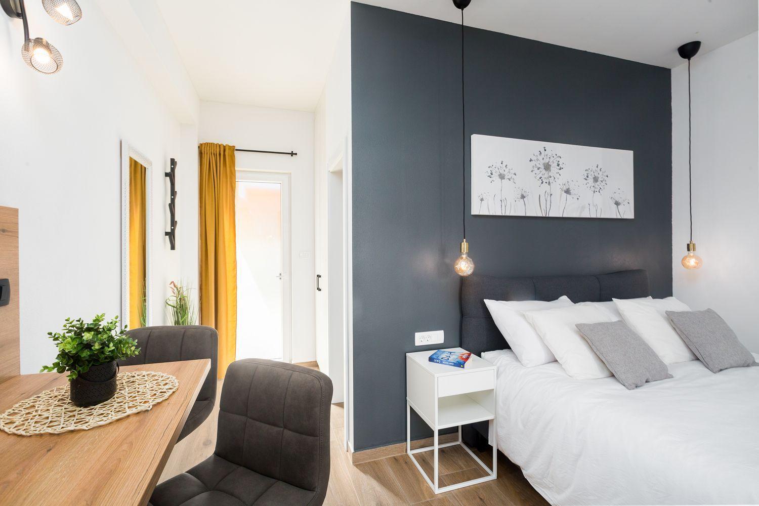 Reizendes Nur 250 Meter Zum Mit Privater Terrasse, Grill, Wifi